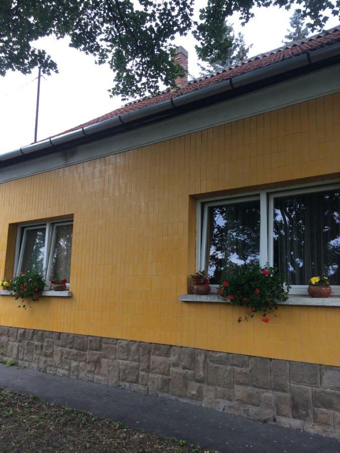Napfuerdo Apartman Appartement Eger Buitenkant foto
